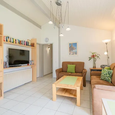 Nyaraló Ferienwohnpark Satteldachhaus Typ 10 Sdr 102 Immenstaad am Bodensee